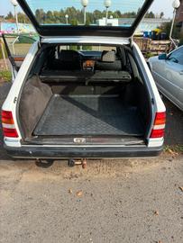 1990 Mercedes-BENZ C 220 — миниатюра 14