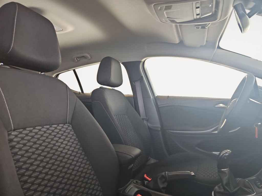 Fahrzeugabbildung Opel Astra 1.2 Turbo Start/Stop Edition