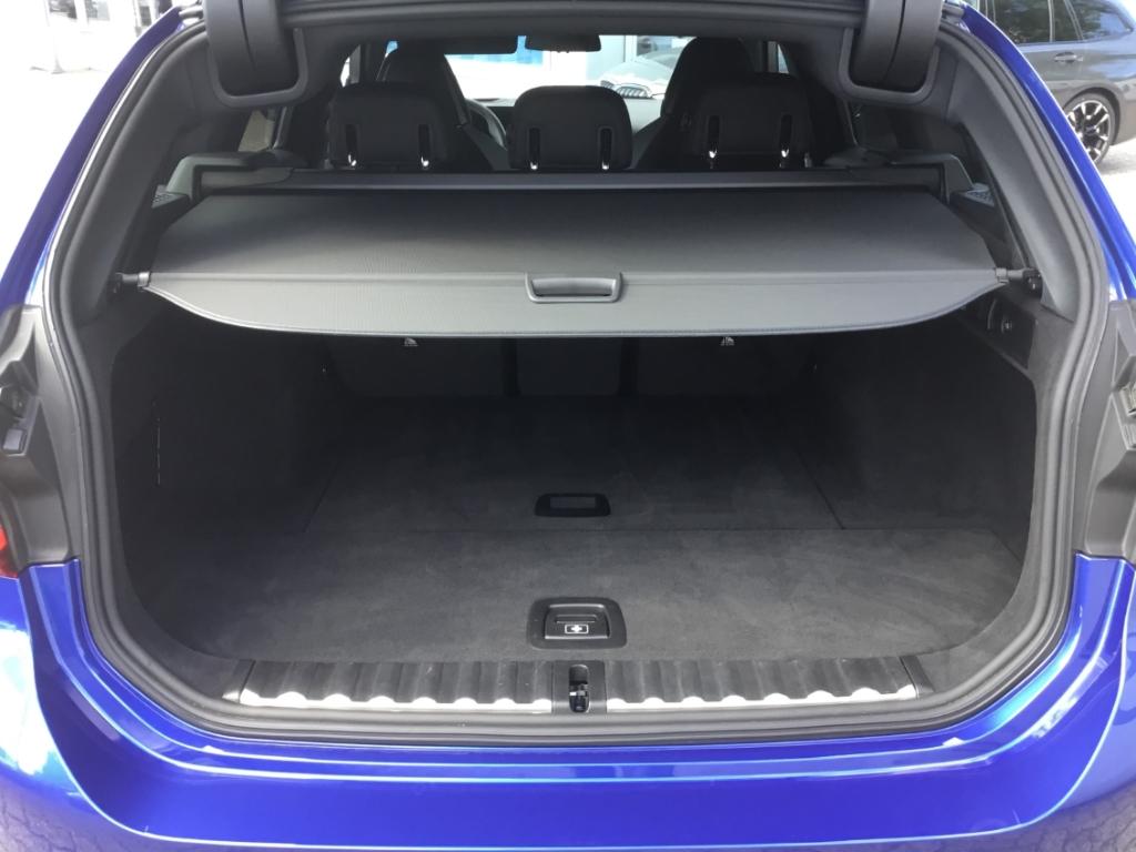 BMW M340i x SR19'' PANO AHK INNO2 PA+ H/K HUD Akusti