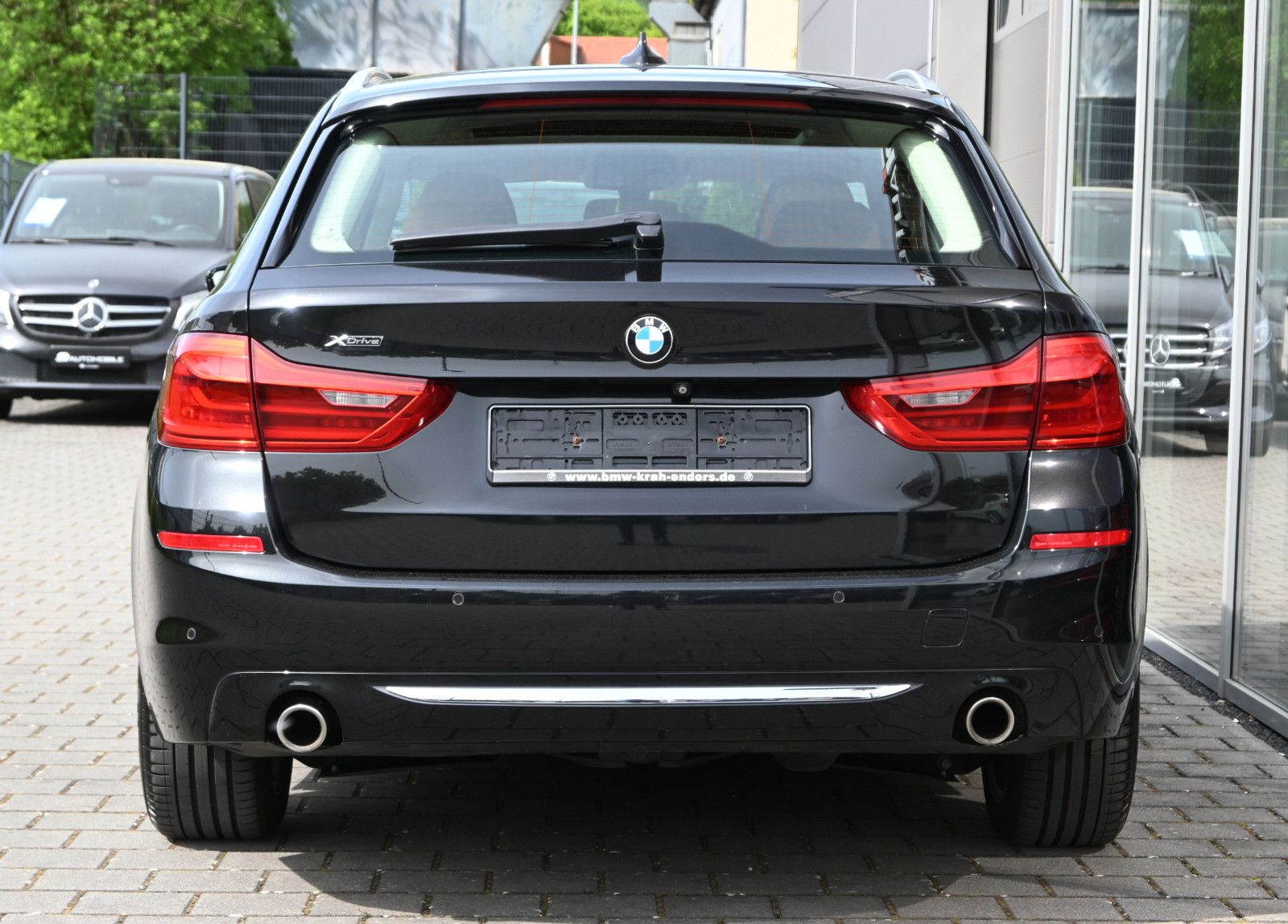 Fahrzeugabbildung BMW 530d xDr Touring Lux. °ACC°HUD°KOMFORTSITZE°PANO