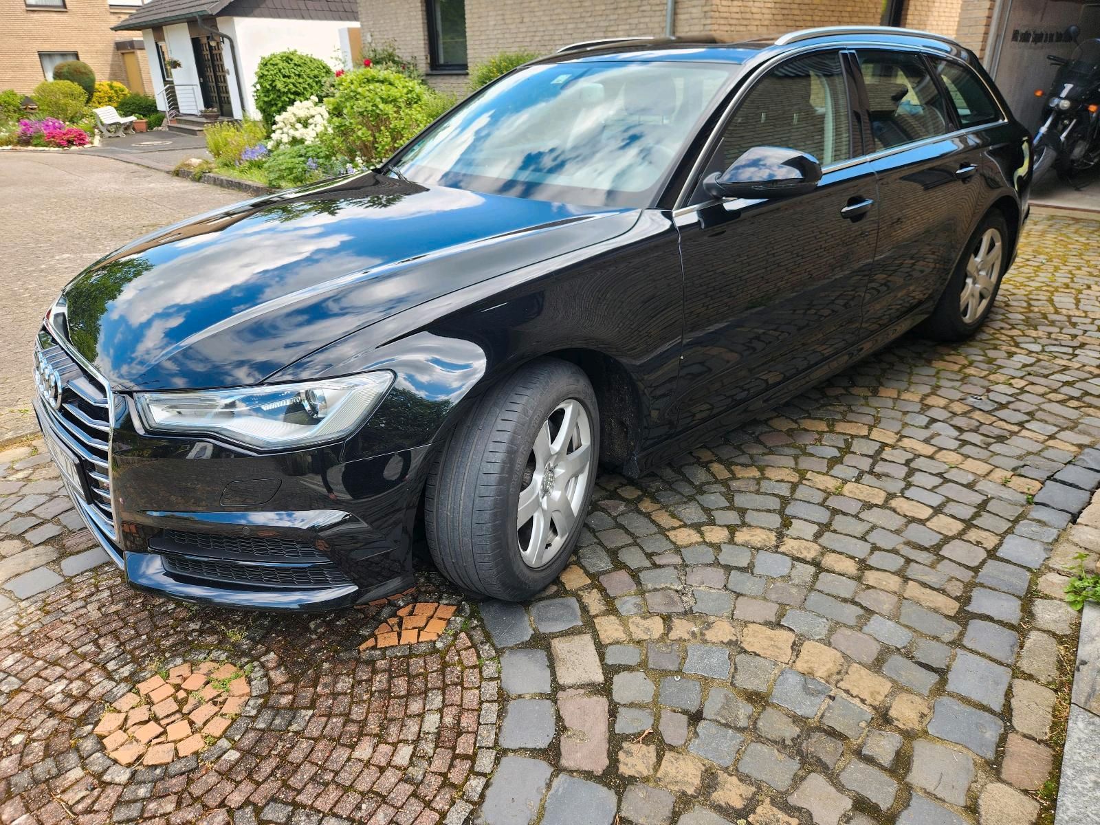 AUDI Audi A6 Avant, Quattro schwarz 2,0 TDI Pan...