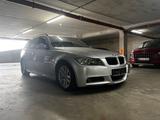 BMW 320i touring - M Paket vom Werk - BMW 320 aus 2007: Kombi, 320i