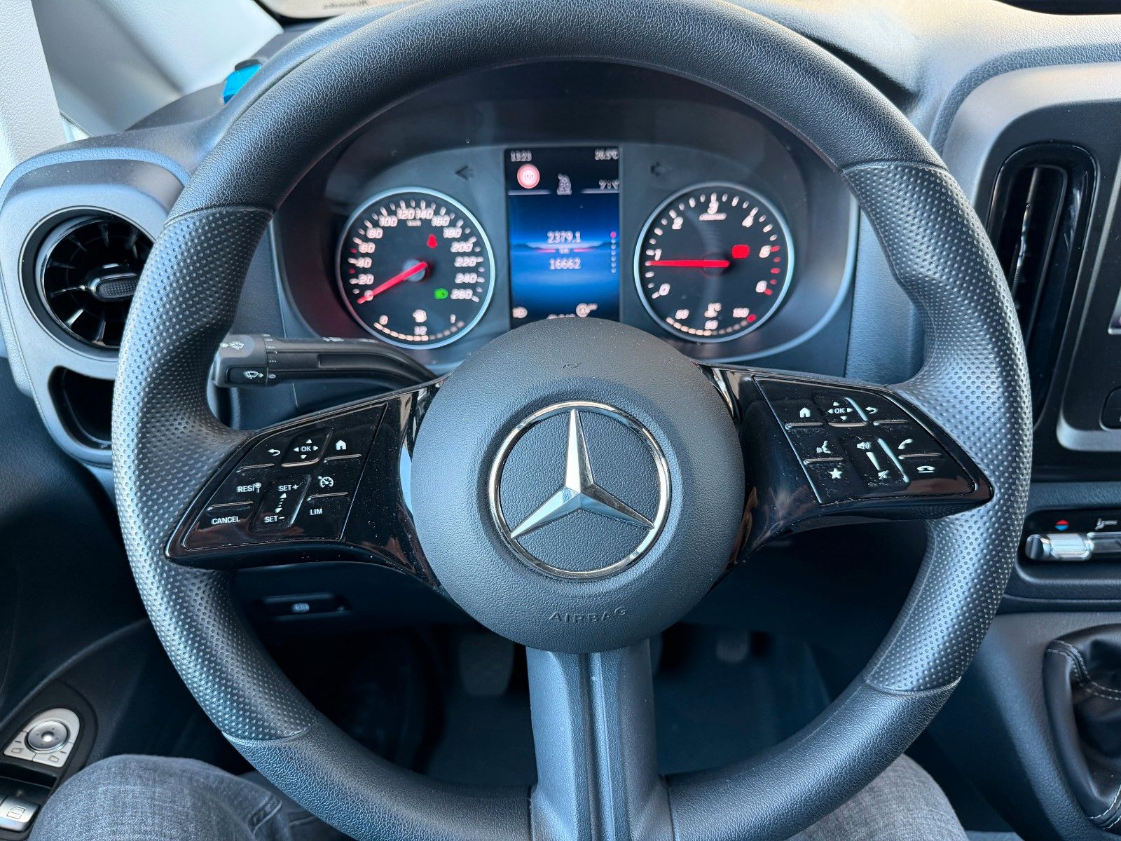 Fahrzeugabbildung Mercedes-Benz Vito 116 CDI Klima Kamera AHK Navi