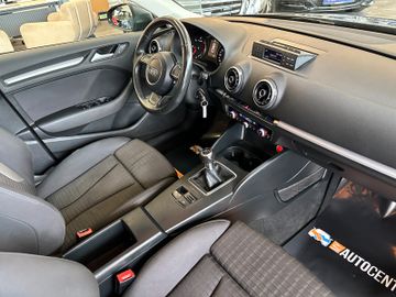 Audi A3 Sportback ambition*2. Hand*Klima*SHZ*PDC*