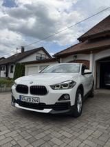 BMW X2 xDrive20d Aut. | HUD | ACC | AHK | TÜV NEU