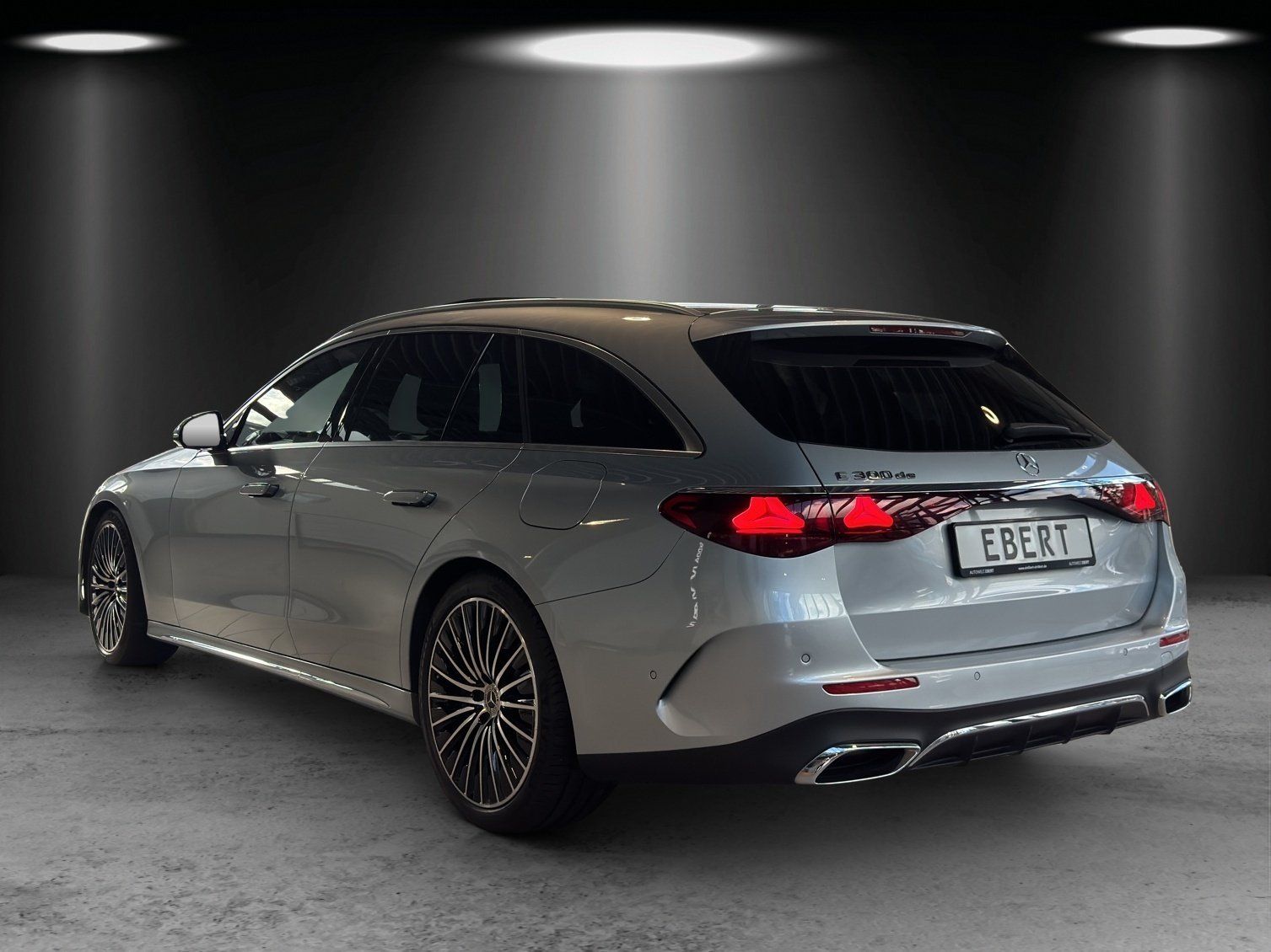 Fahrzeugabbildung Mercedes-Benz E300de T €110k AMG Prem+ Hyper DISTR Massage AHK