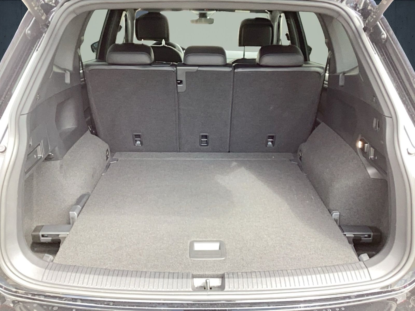 Volkswagen Tiguan Allspace - Bild 13
