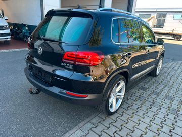 Volkswagen Tiguan - 8