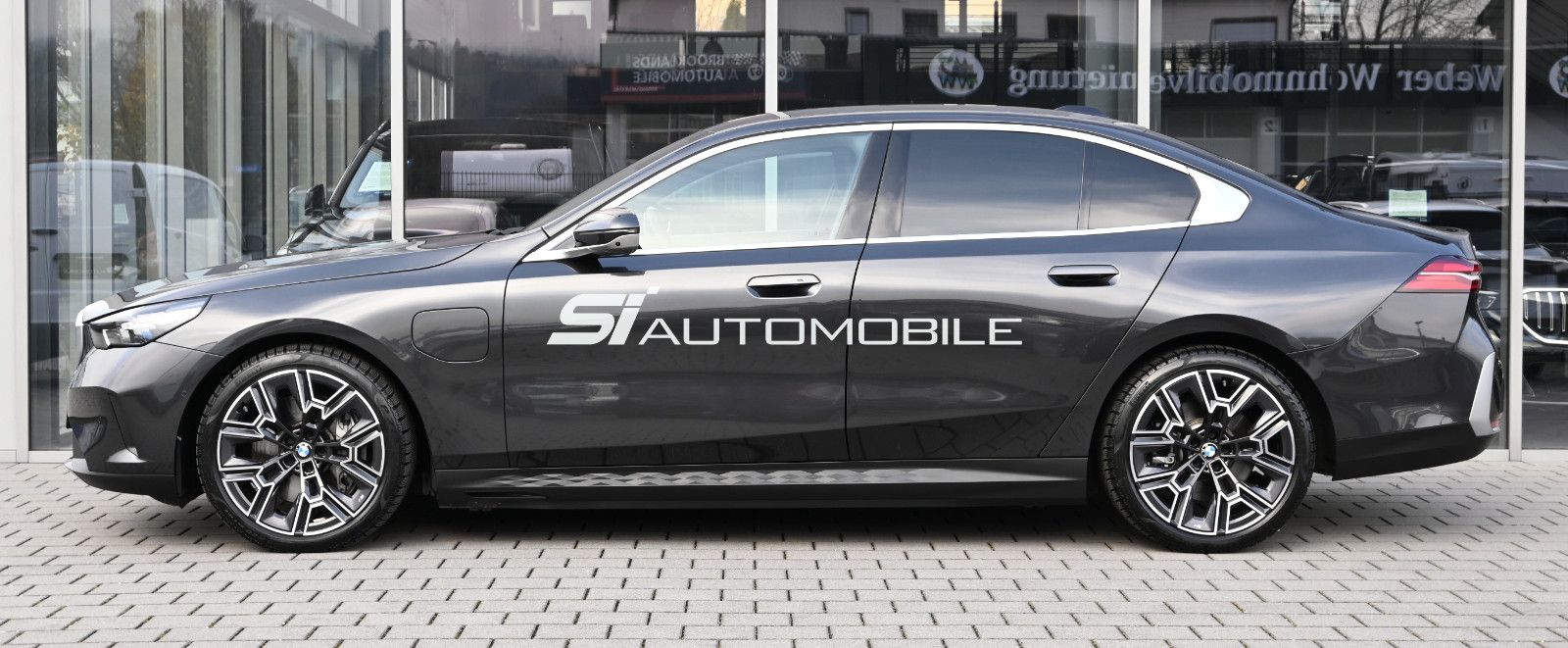 Fahrzeugabbildung BMW 550e xDr. °UVP 105.960€°AD.M-FAHRW.PROF°MERINO°