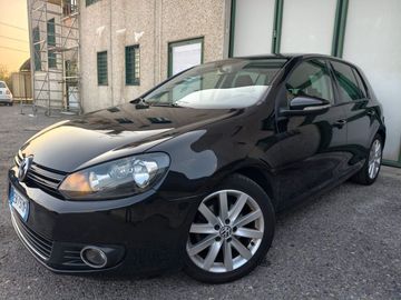 Volkswagen Golf - 1