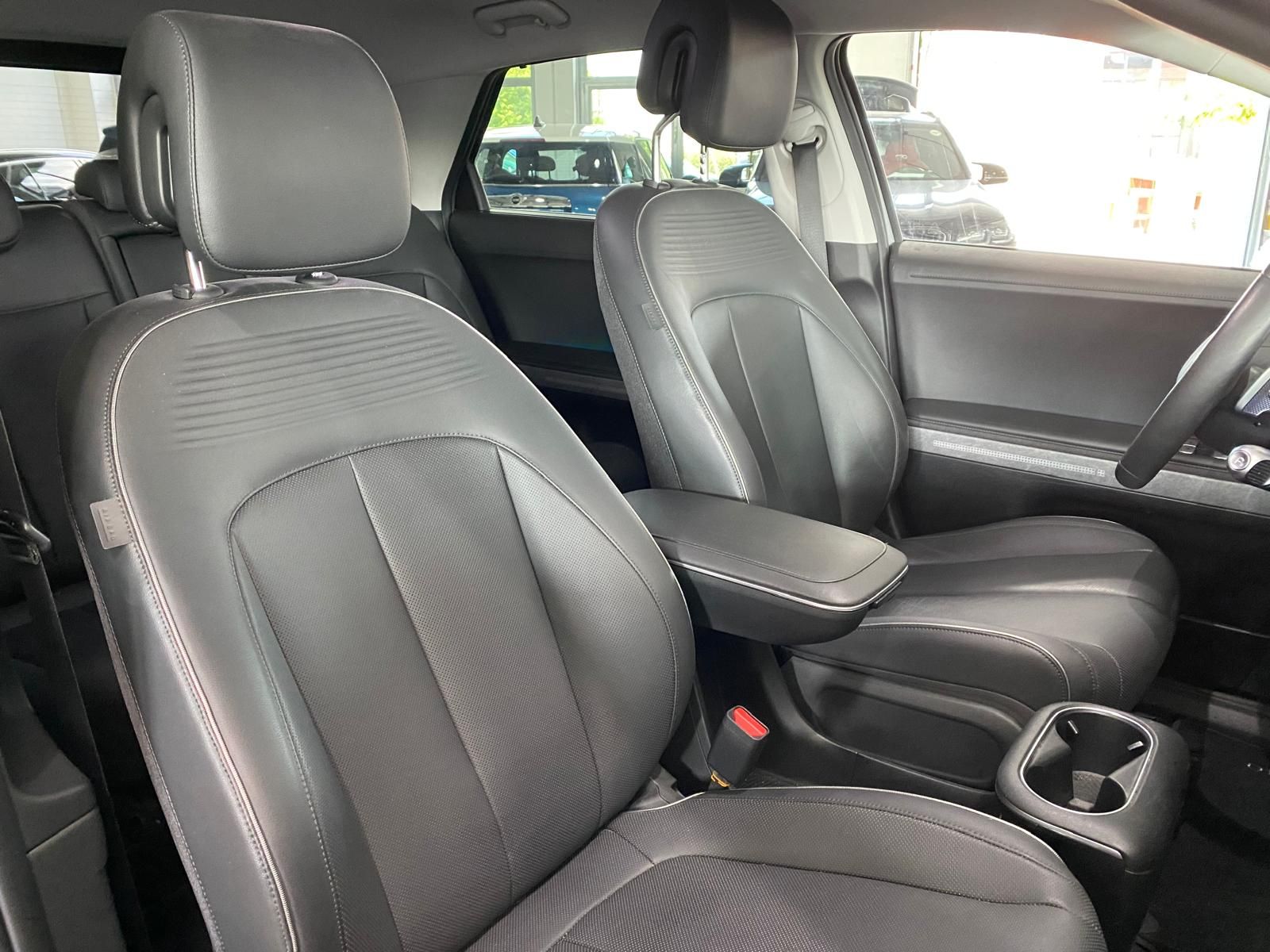 Fahrzeugabbildung Hyundai IONIQ 5 Uniq/Leder/360/HUD/DIS/77 kw/h