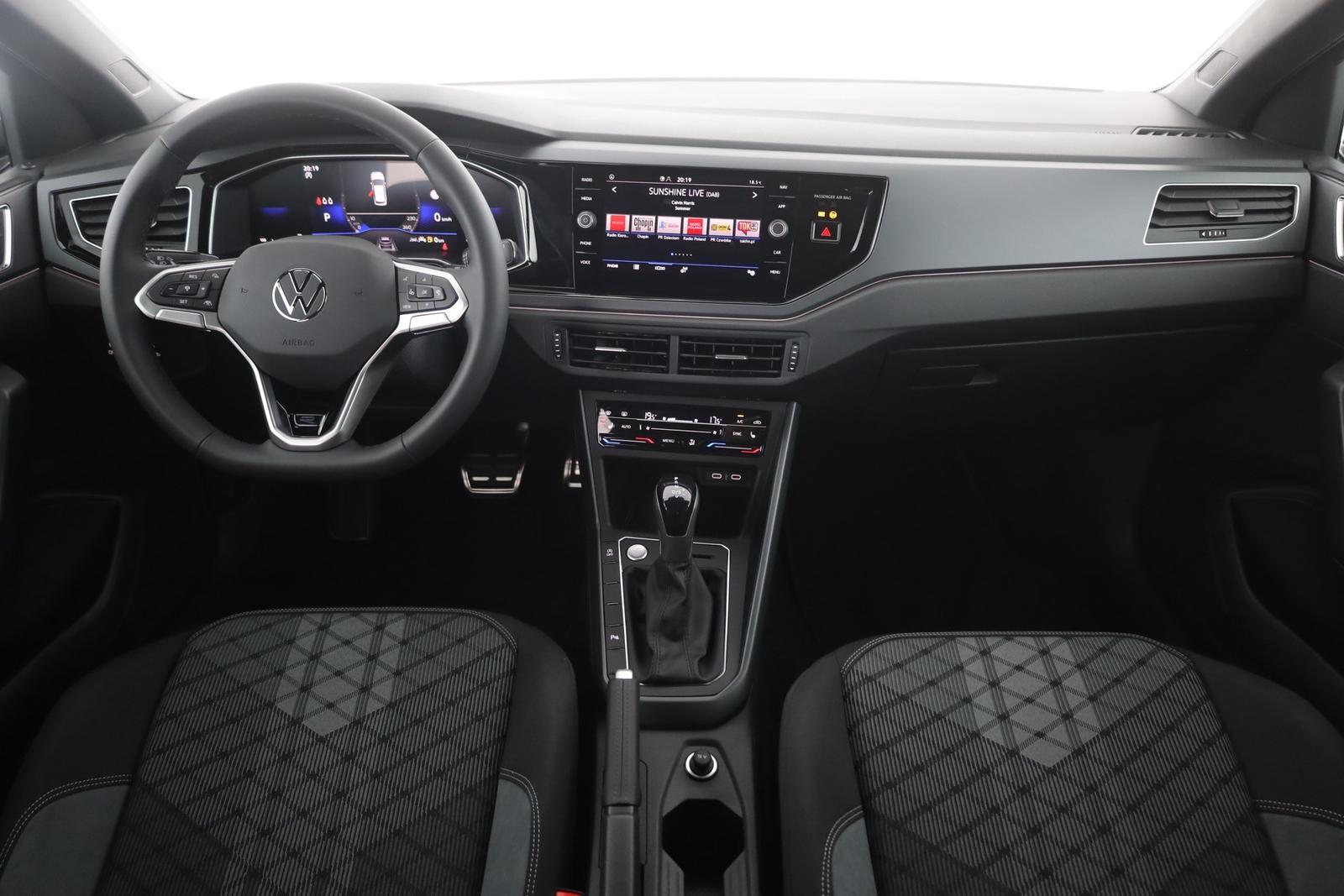 Volkswagen Taigo R-Line 1.5 TSI DSG Matrix ACC AHK
