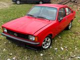 Opel Kadett - Opel Kadett Oldtimer mit Benzin-Antrieb: Coupe