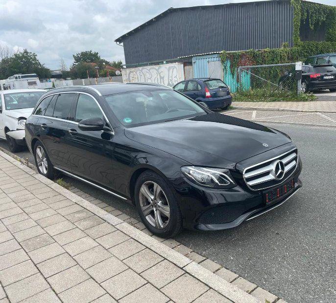 Mercedes-Benz E 220