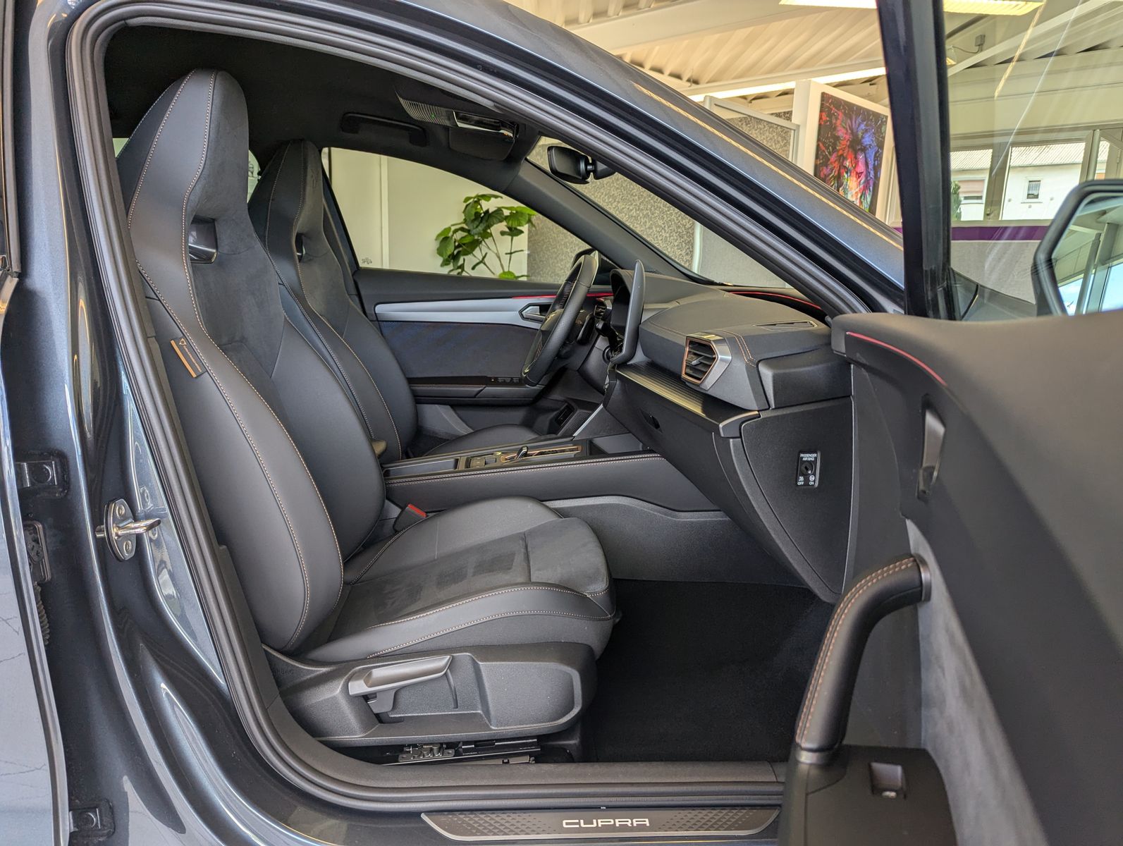 Fahrzeugabbildung CUPRA Formentor 1.5 eTSI Dynamic / Edge-Paket ACC 18"