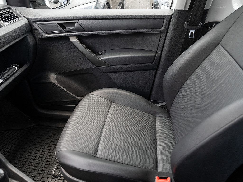 Fahrzeugabbildung Volkswagen Caddy Maxi 1.0 TSI LEDER BLUETOOTH AHK