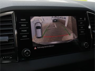 Skoda Karoq Ambition 1.5 TSI AHK LED Kamera