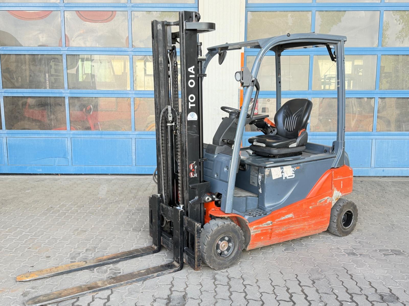 Toyota 8FBM16T Elektro 4-Rad Gabelstapler Side Shift