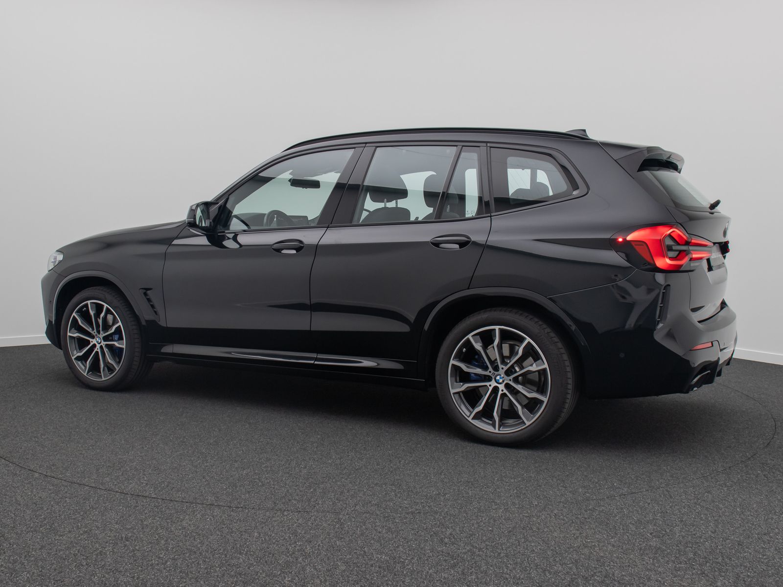 Fahrzeugabbildung BMW X3 M40i Laser HUD DAB 360° DisplKey Panorama 20"
