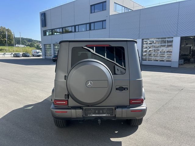 Mercedes-Benz G 400