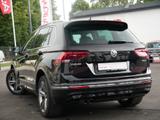 Volkswagen Tiguan 2.0 TSI Highline 4Motion R-Line LED ACC - Volkswagen Tiguan Highline mit Benzin-Antrieb