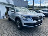 Skoda Kodiaq 1.5TSI DSG CLEVER*LED*AHK*KAMERA*19-ZOLL - Skoda Kodiaq in Stuttgart