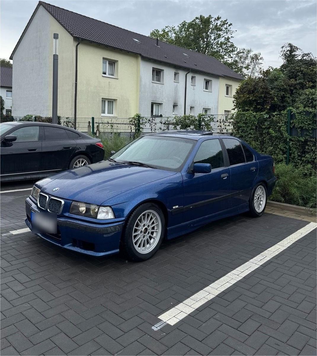 BMW 318