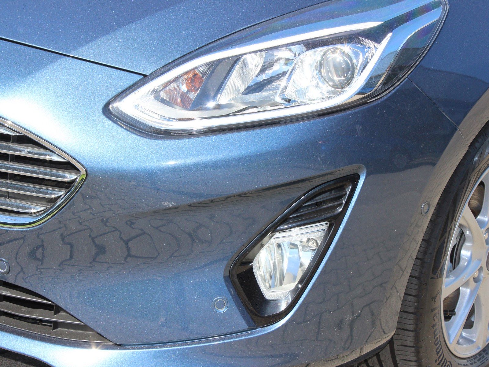 Fahrzeugabbildung Ford Fiesta Titanium 1,0 EcoBoost