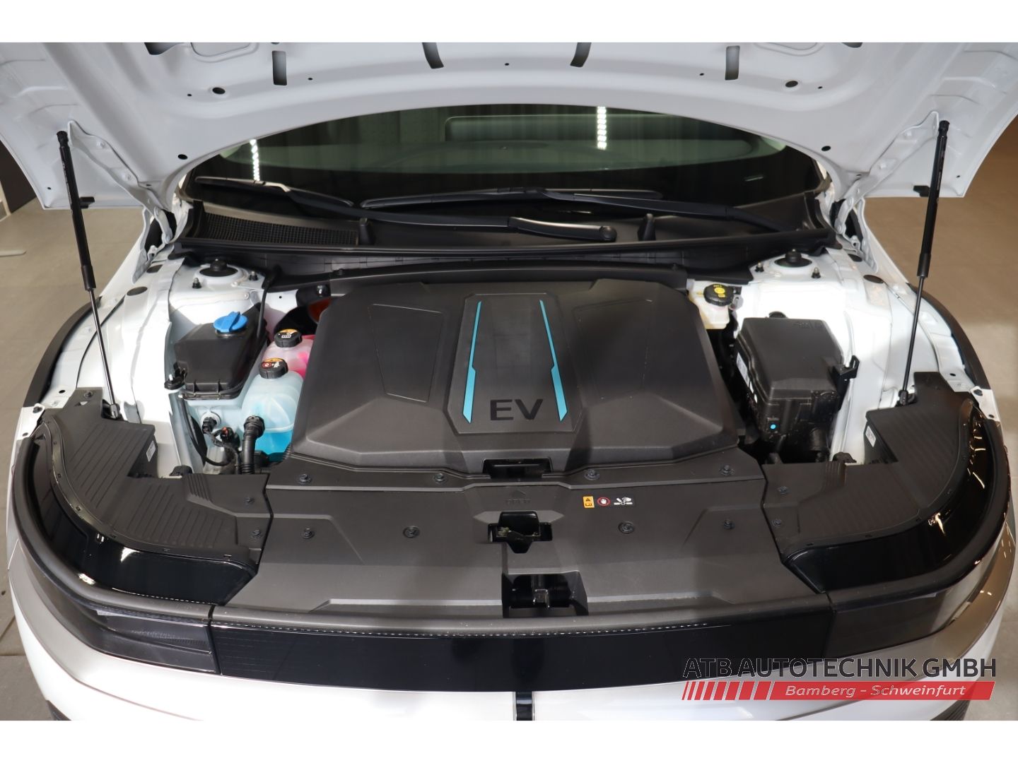 Fahrzeugabbildung Hyundai IONIQ 5 Techniq 77,4 kWh SOH 100% 20'' LM-Felgen