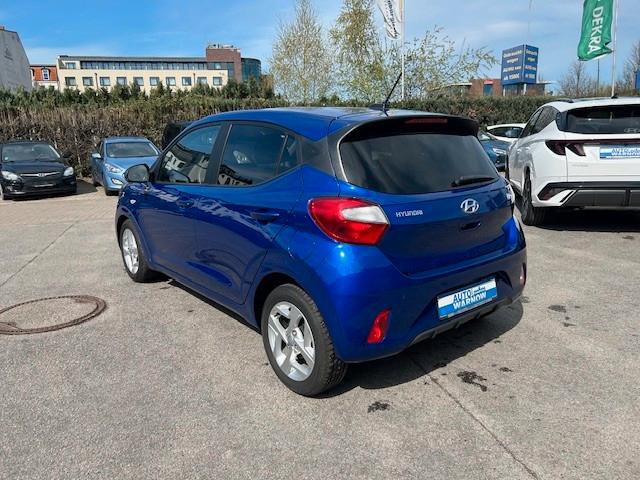 Hyundai i10 1.2 "Deluxe"