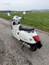 Vespa GTS 300 - VESPA GTS