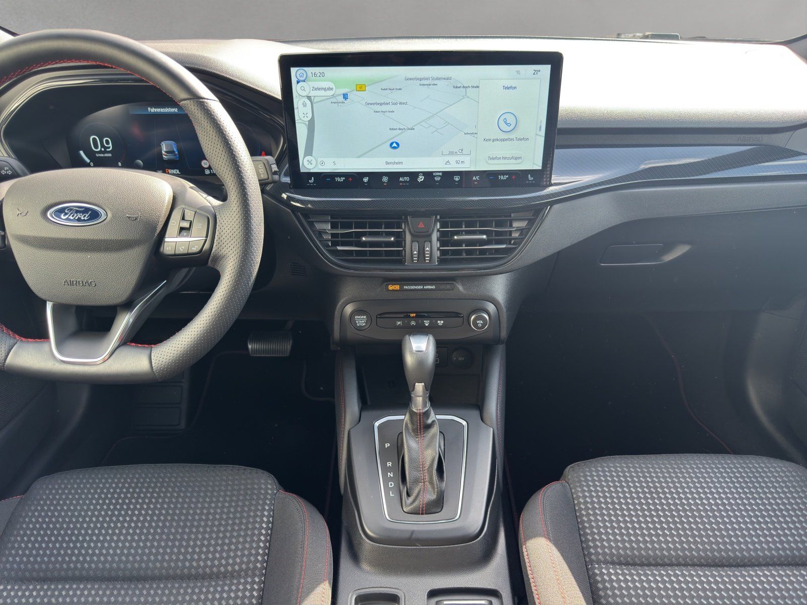 Fahrzeugabbildung Ford Focus 1.0 ST-Line X Aut./AHK/ACC/KAMERA/LED/NAVI