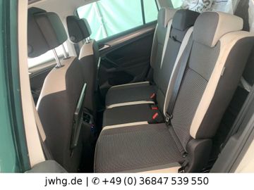 Volkswagen Tiguan - 11