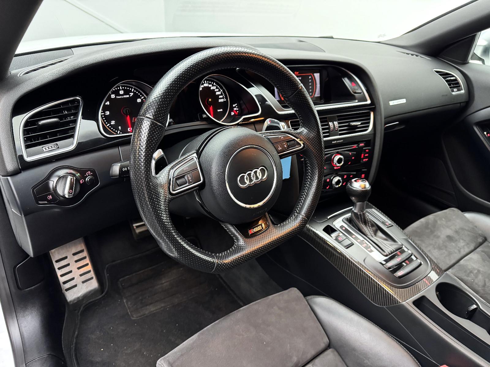 AUDI RS5 COUPE 4.2 FSI QUATTRO