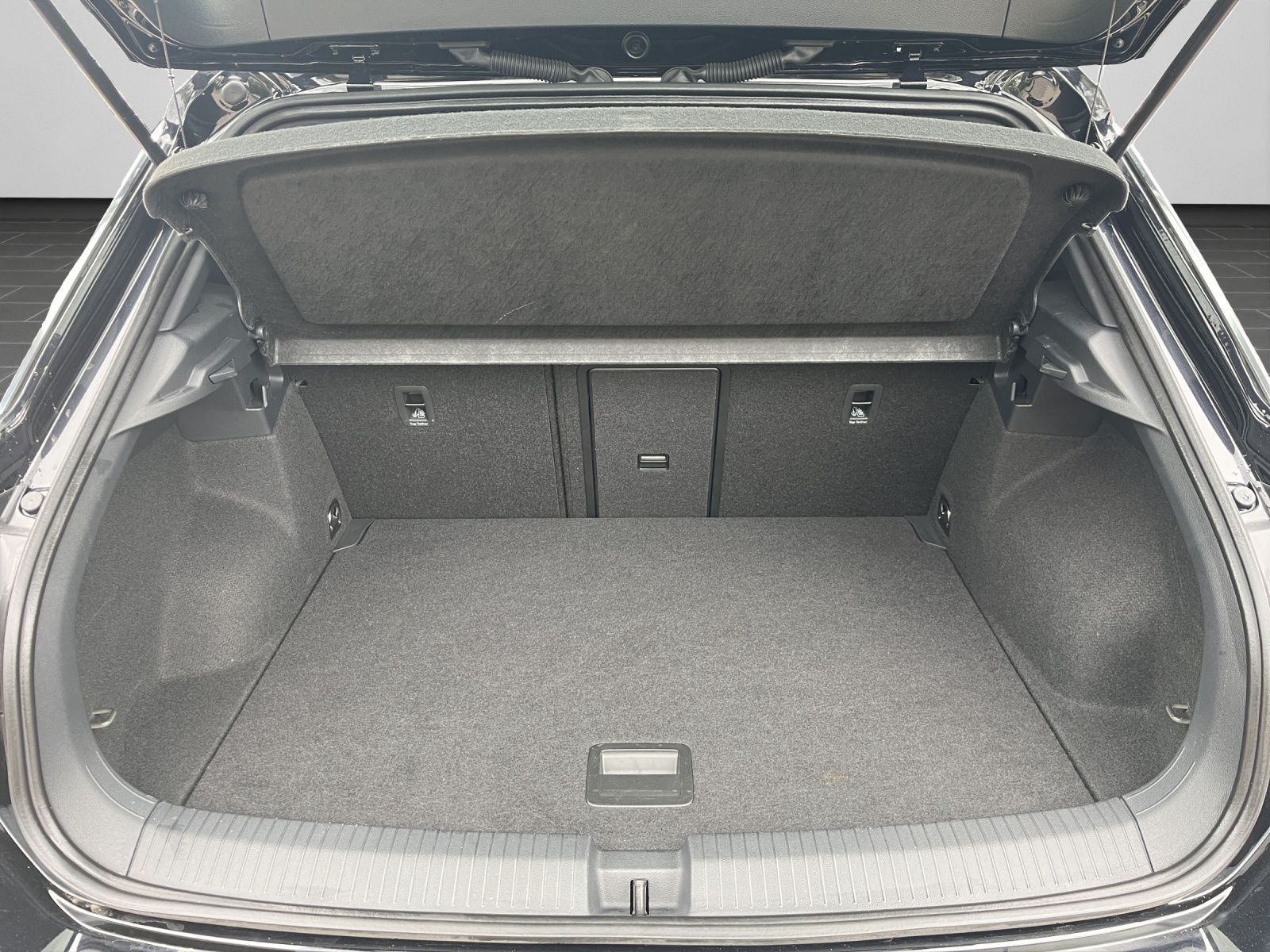 Volkswagen T-Roc - Bild 16