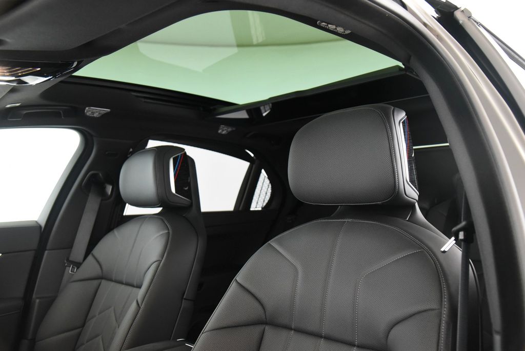 BMW 740