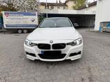 BMW 335 i xDrive M Performance - BMW 335: 335i Xdrive