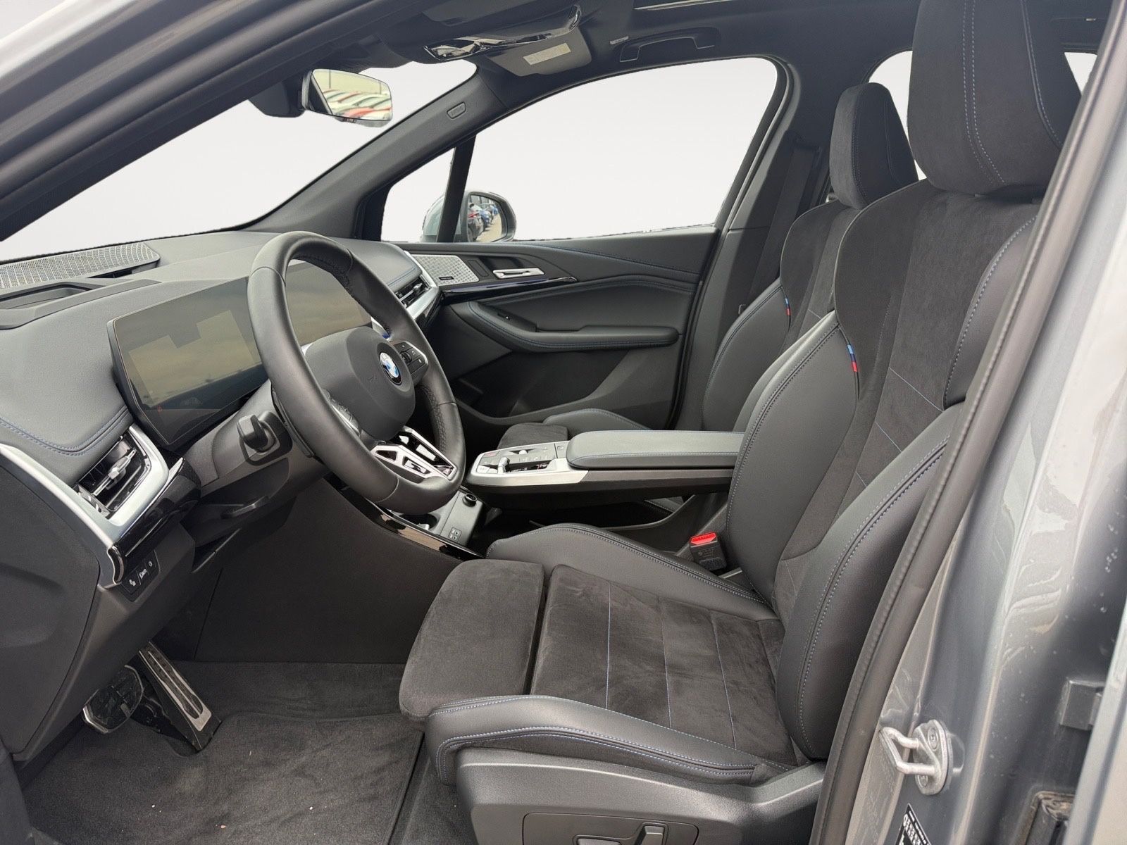 Fahrzeugabbildung BMW 2 Active Tourer 220 i M Sport