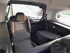 Fahrzeugabbildung Opel Combo-e Life XL Ultimate 7-Sitzer