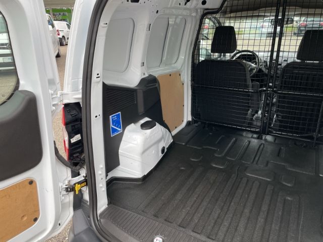 Fahrzeugabbildung Ford Transit Courier 1.0 EcoBoost Trend AHK,  Klimaan