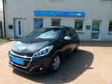 Peugeot 208 Allure*Automatik*1.Hand*Navi*SHZ*PDC* - Peugeot 208 Gebrauchtwagen in Bochum