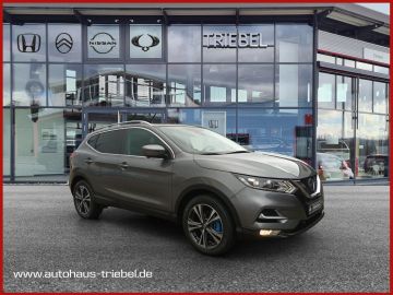 Nissan Qashqai N-Connecta EU6d-T 1.3 DIG-T NAVI 4 X KAM