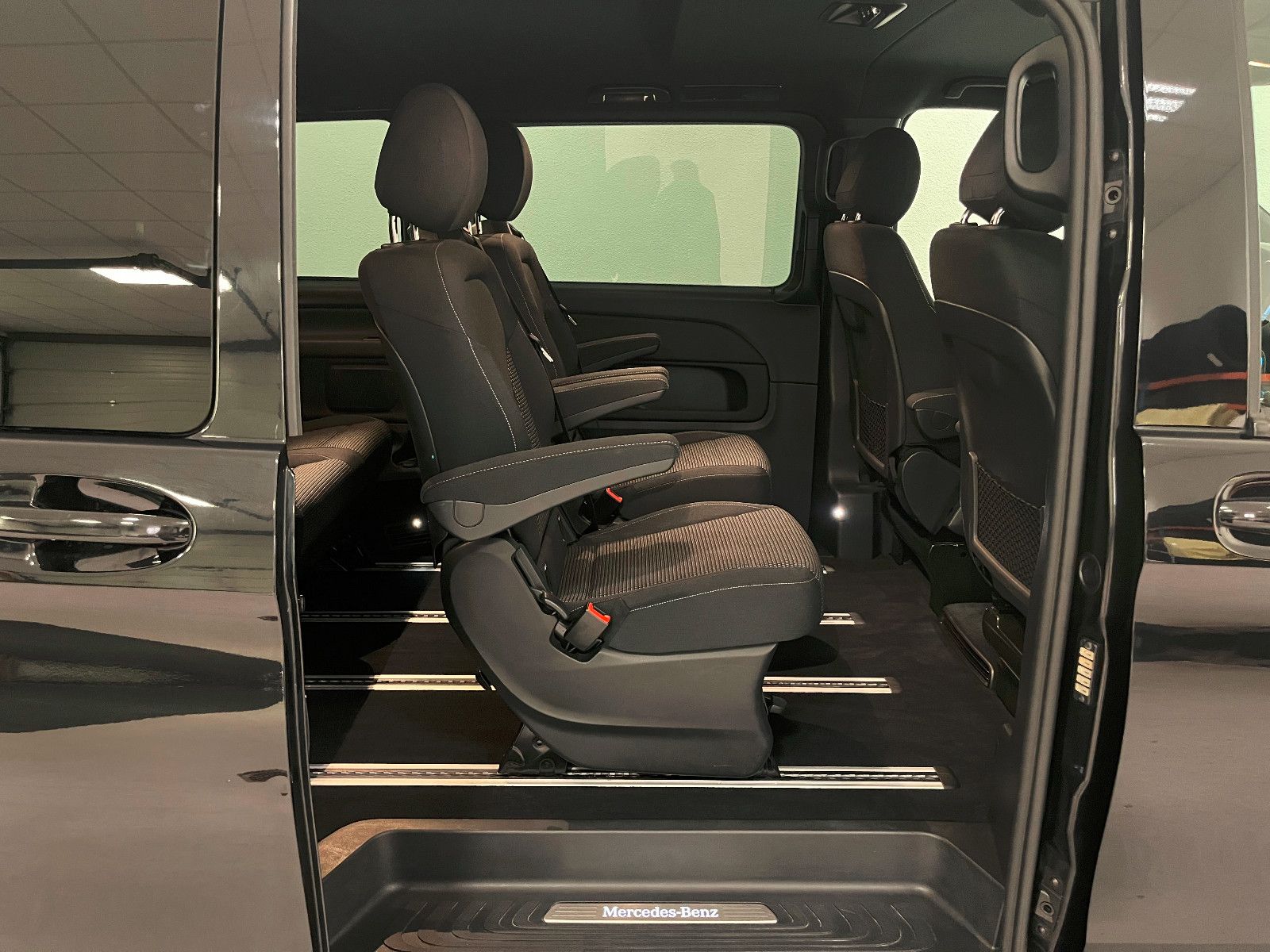 Mercedes-Benz V 250 d Lang AMG Line *7-Sitze/Kamera/LED foto 5