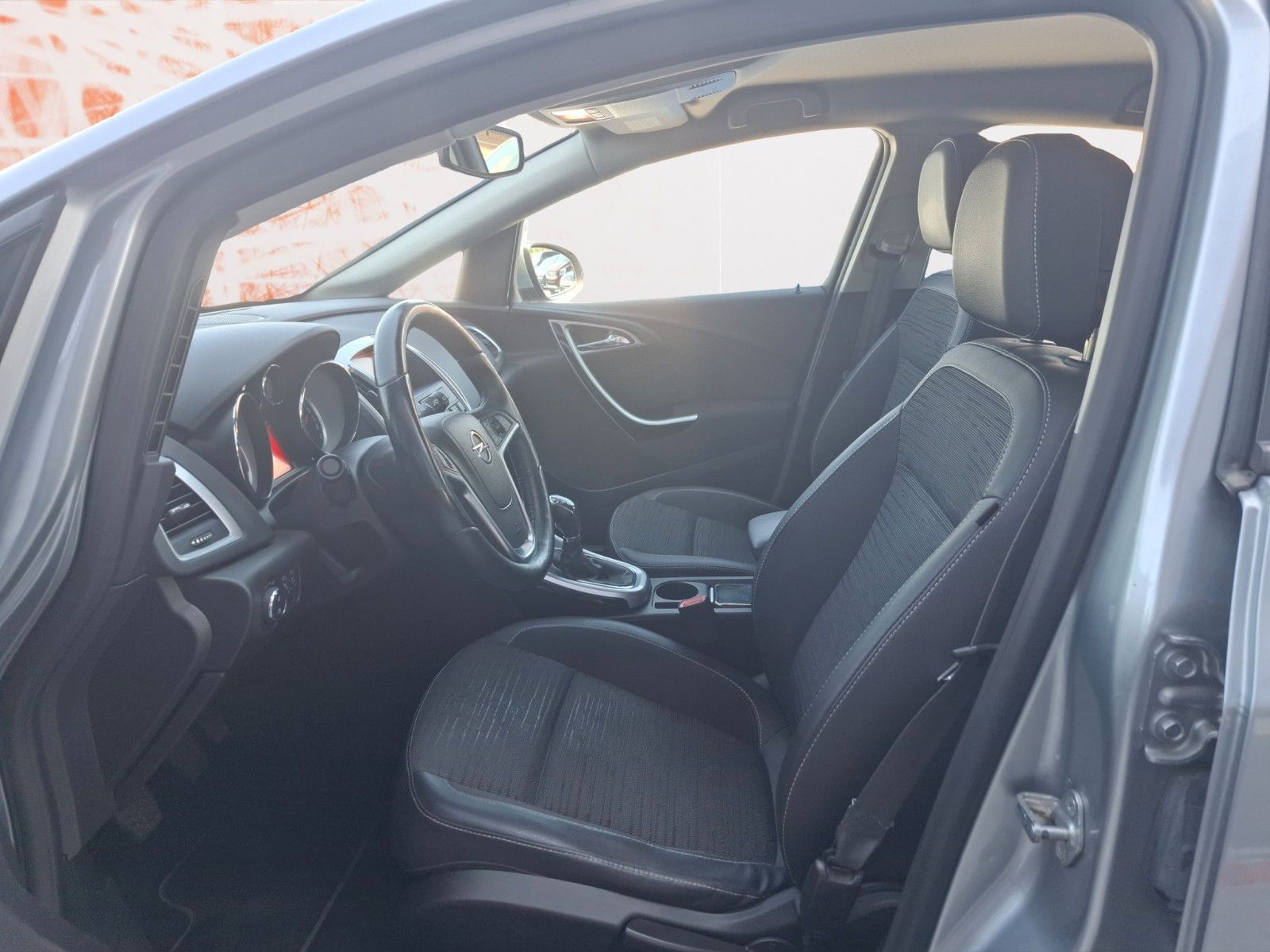 Fahrzeugabbildung Opel Astra J Lim. 5-trg. Energy! beh. LR ! NAVI ! PDC