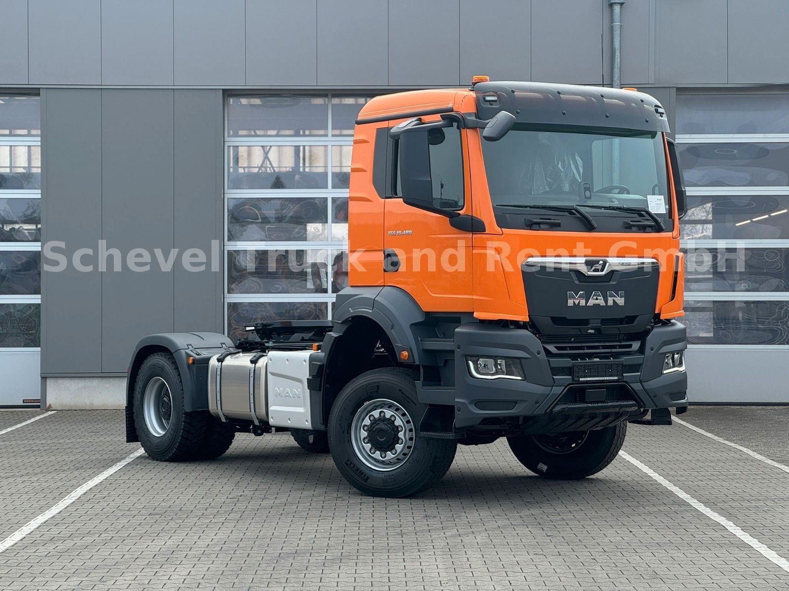 Fahrzeugabbildung MAN TGS 18.480 BL SA 4x4 mit Hydraulikvorbereitung