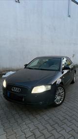 Audi A4 B7 2007 - Audi A4 mit Diesel-Antrieb: Limousine, 2.7