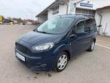 Ford Tourneo Courier Trend, AHK Apple/Android - Ford Tourneo Courier Trend mit Benzin-Antrieb