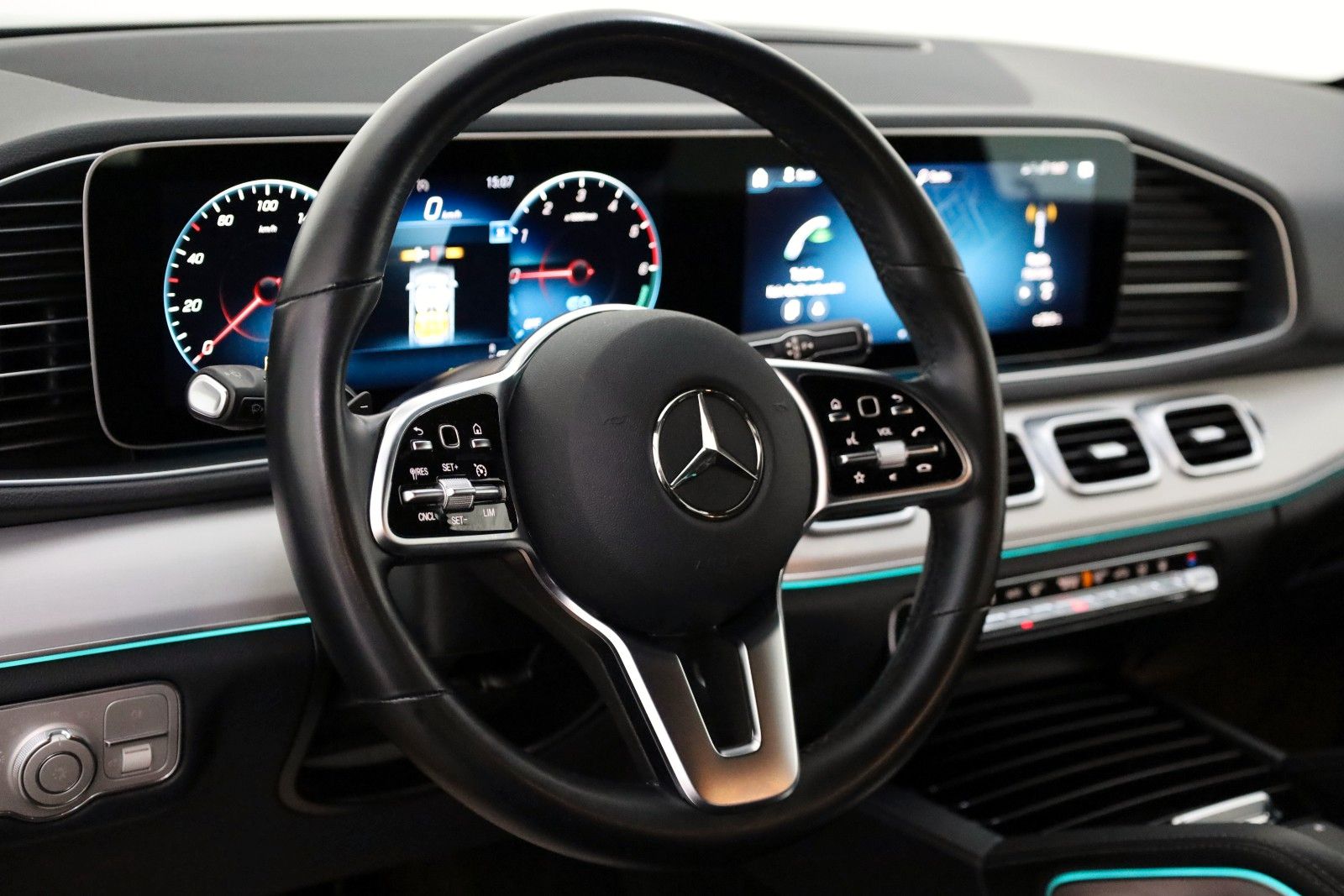 Fahrzeugabbildung Mercedes-Benz GLE 350de 4M Leder,Navi,LED,Park Pak 360°,AppleC