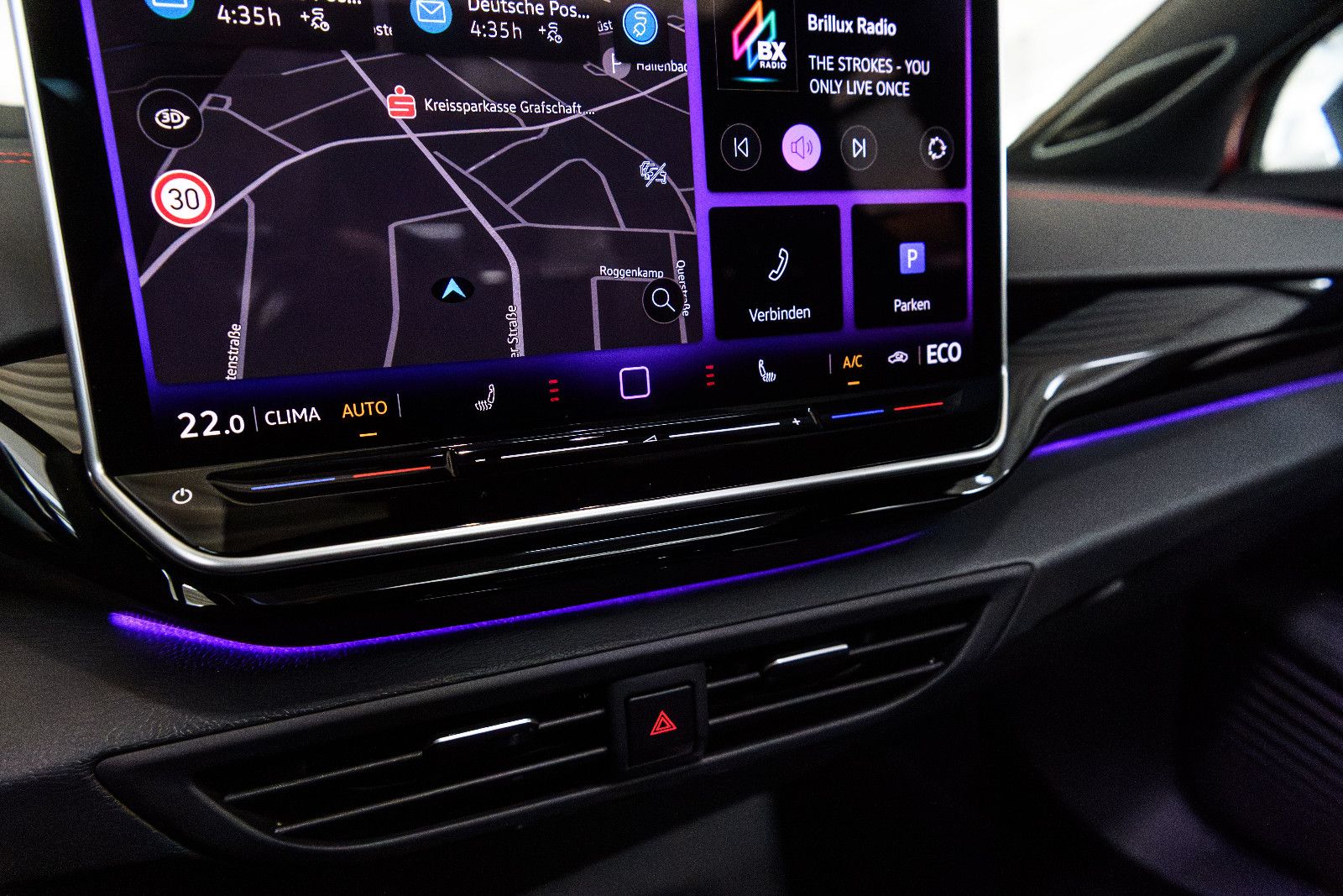 Fahrzeugabbildung Volkswagen ID.4 250 GTX 4Motion IQ-LED+AHK+E-SITZE+PANO+HuD