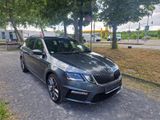 Skoda Octavia Combi RS Automatik/EU6/Navi/LED - Skoda Octavia mit Benzin-Antrieb: RS